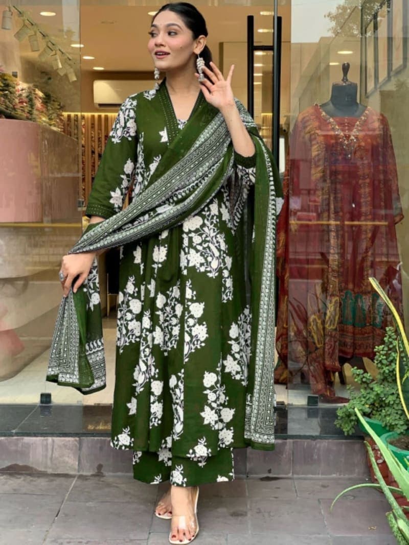 Green Floral Embroidered Rayon Anarkali Pant Dupatta Set